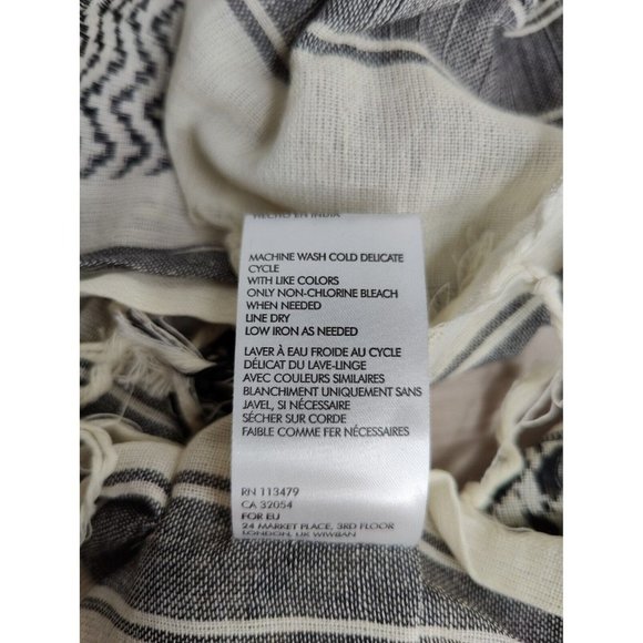 Free People Bonfire Fringe Kimono Shawl Wrap Gray Neutral Colors One Siz… - Picture 6 of 9